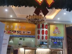 -臻爱住家月嫂育儿嫂(万达店)