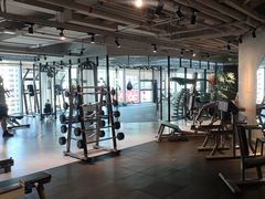 -F+轻食健身赋能空间(中华北路国贸商场店)