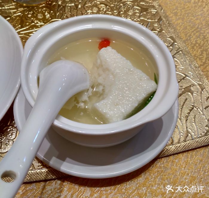 可豫红烧鱼头(纬二路店)清汤鸡豆花图片 - 第2张