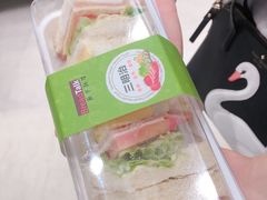 -Bread Talk 面包新语(荟聚店)