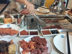 -爱客得牛排海鲜烤肉·火锅自助(春熙路黑金好店)