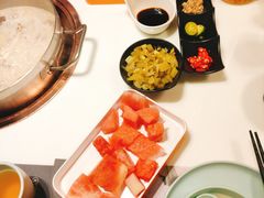 营养高汤-洪氏嗨捞·猪肚鸡火锅(阳光天地店)