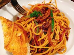 黑椒牛柳炒意面-魏斯理汉堡(西安沣东吾悦店)