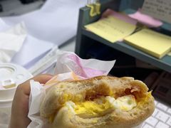 -麦当劳(虹梅路地铁站店)