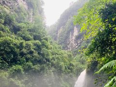 -龙水峡地缝景区
