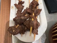 -潮界(LU·ONE凯德晶萃广场店)