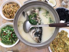 -天乐农家鱼头王(天目湖店)