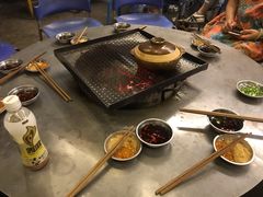 -胡四哥特色火盆烧烤(一分店)