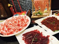 -唇辣号重庆老火锅(亦庄店)
