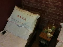 -鸿喜足健康足道采耳艾灸(南纬路店)