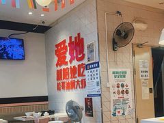 -松哥油焖大虾.小龙虾.黑鸭煲(海岸城店)
