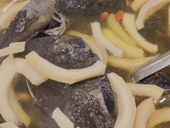 椰肉炖竹丝鸡-水磨农庄