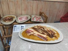 -哈哈碳都·牛肋条无限自助烤肉(台江万达店)