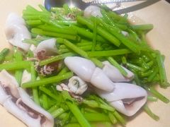 茼蒿烧海兔-KŌNG胶东小馆(华熙店)
