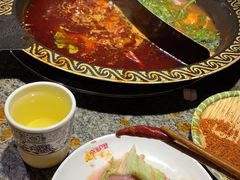 -佬革命主题火锅(玉沙路店)