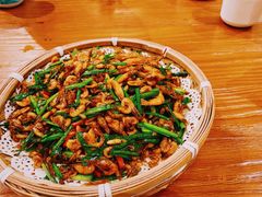 韭菜炒小河虾-凤阁楼果木烧鹅(鹤山陈山店)