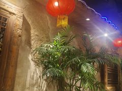 -城墙拐拐火锅(三峡广场黑金冠店)