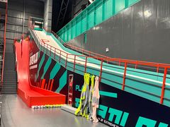 -极限PLAY运动娱乐新世界·团建派对潮玩休闲馆·室内蹦极高空游乐园