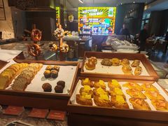 -上海漕河泾万丽酒店