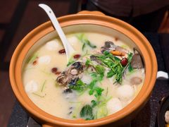 秀水浓汤鱼头皇（半个）-羡餐厅