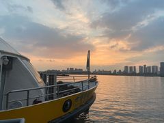 -Riverside河畔少儿足球培训(前滩店)