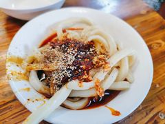 甜水面-中和裴氏蹄花(府河路店)