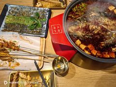 -三顾烤庐·烤鱼·烧烤·龙虾(奉贤店)