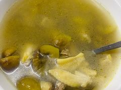 -银峰农庄·特色烧鸡·鲜无花果浸鸡