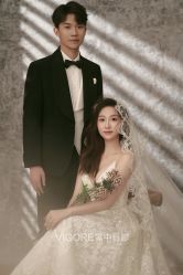 -雪中彩影婚纱摄影·微光艺术中心