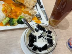 -佰搭果·广式茶餐厅(西华路店)