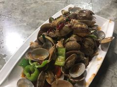 -四川小胡子海鲜(丁村万人海鲜广场店)