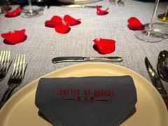 -弦月窗LUNETTE BY AMANDA(复兴路店)