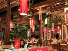 大堂-野山舂·贵州现舂酸汤火锅(鸿通城店)