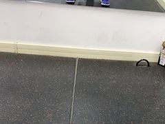 -坚果健身24小时工作室(定西路店)