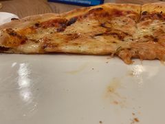 -城市大道红炉披萨烘焙坊