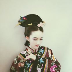 -盘子女人坊古装写真摄影(厦门总店)