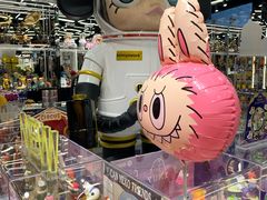 -泡泡玛特POPMART(侨福芳草地店)