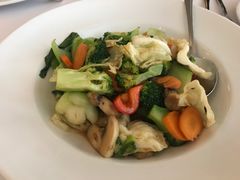 -Thai Pothong Restaurant