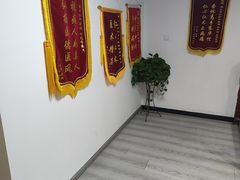 -李时珍中医馆·艾灸·推拿·针灸(佰港城馆)