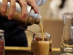 冰镇手摇咖啡-Amber(置地文华东方酒店)