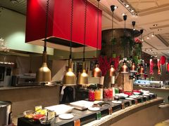 自助取餐区-咖啡苑自助餐厅·中国大饭店