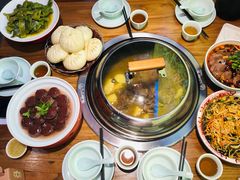 -老何二婶家铁锅炖·东北菜(白石洲店)