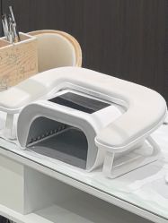 -花岐款式专研健康美甲沙龙