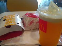 -麦当劳(百联西郊购物中心店)