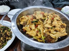 -湖南人家湘菜馆(镇江路店)