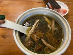 松茸炖鸡-玉滋補