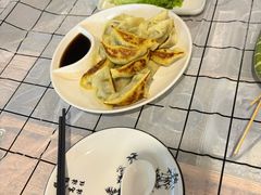 -顶峰夜宴·龙虾烧烤大排档(九江学院店)