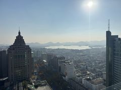 -Hi City·城市之巅