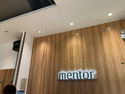 -Mentor Hair Salon