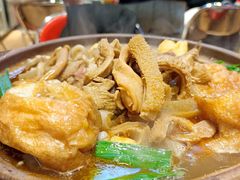 精品牛腩牛杂煲-沙胆彪炭炉牛杂煲(成都玉林店)